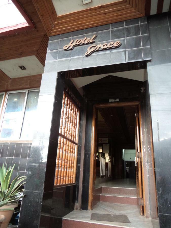Hotel Grace 실롱 외부 사진